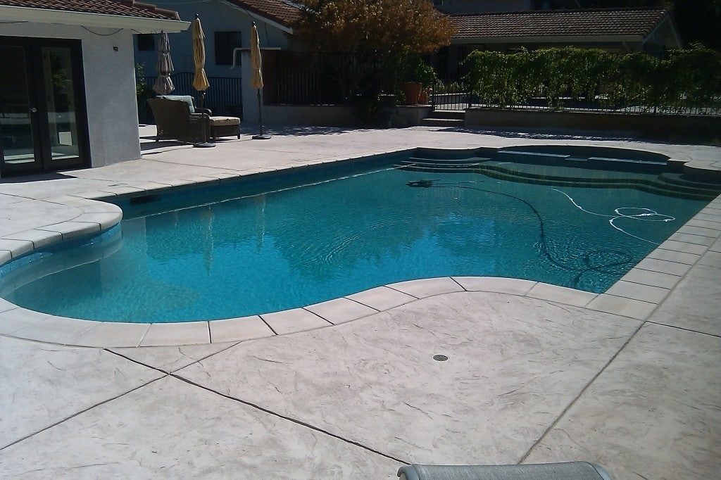 pool deck cleaning service Mason, OH