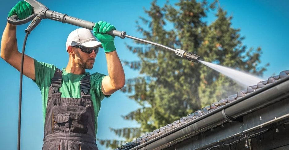 professional roof cleaning Mason